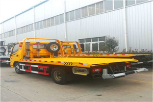 高密附近拖车救援搭电